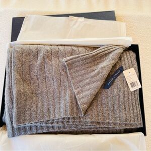 RALPH LAUREN ICONIC CABLE KNIT 100% CASHMERE THROW BLANKET GRAY NWT